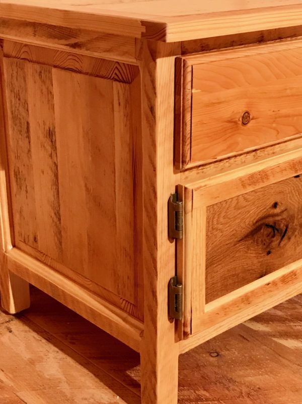 Pine Creek Bedside Table - Image 4